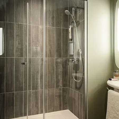 Hotel Ibis Avenue De La Republique 3*