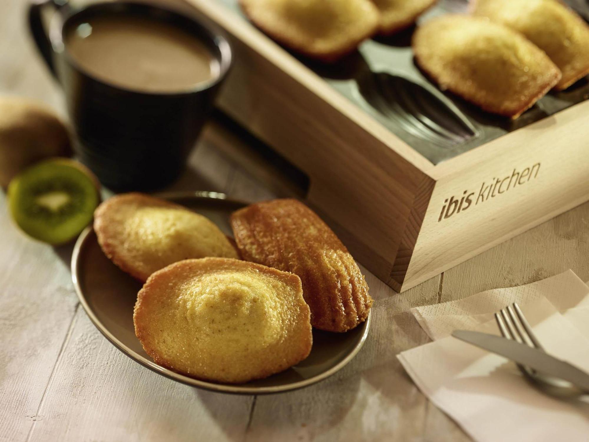 Hotel Ibis Avenue De La Republique Parigi