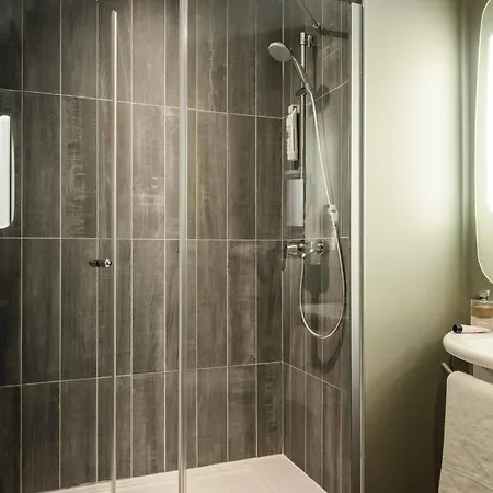 Ibis Avenue De La Republique 3* Parigi