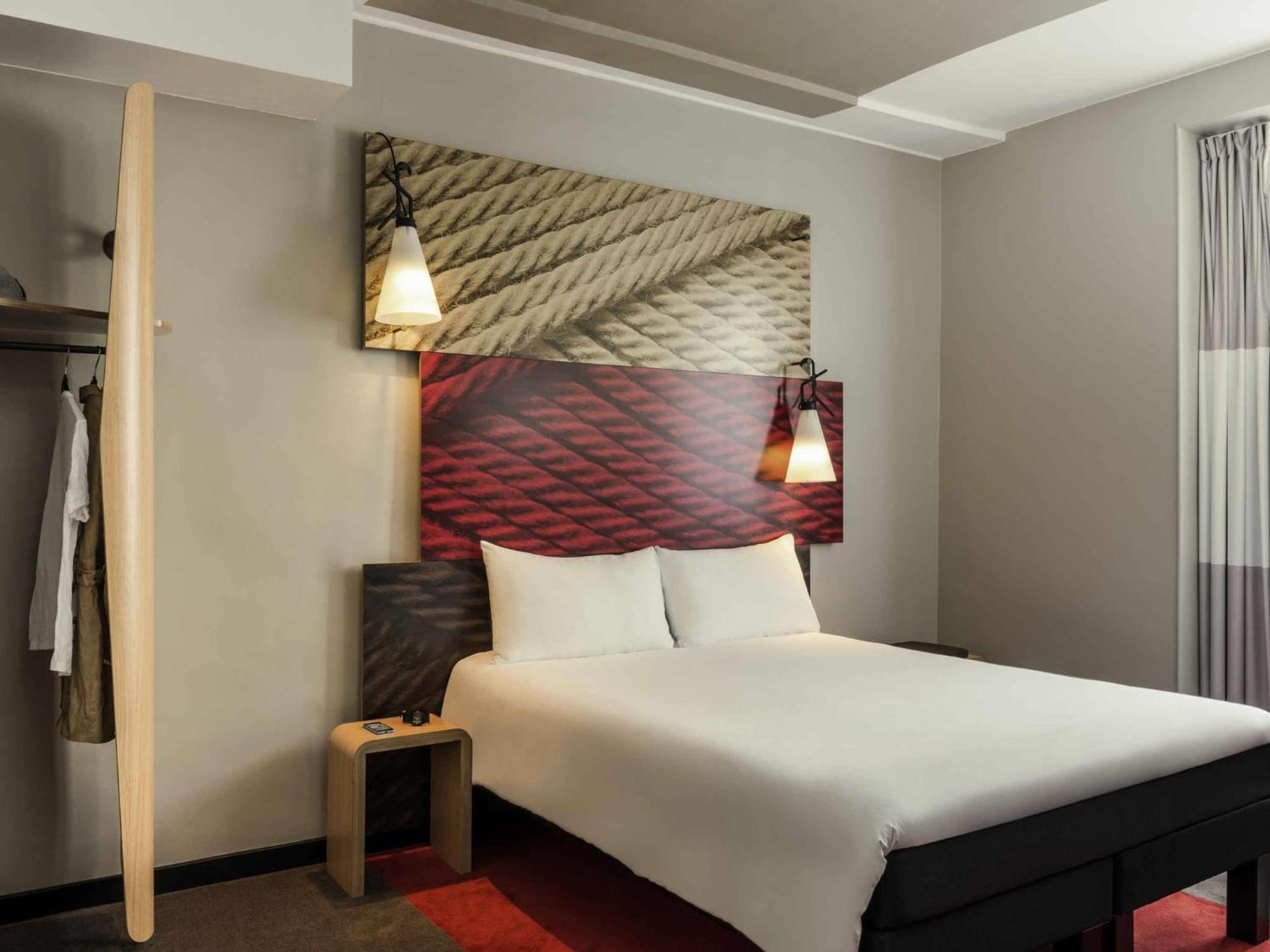Ibis Avenue De La Republique Hotel 3*
