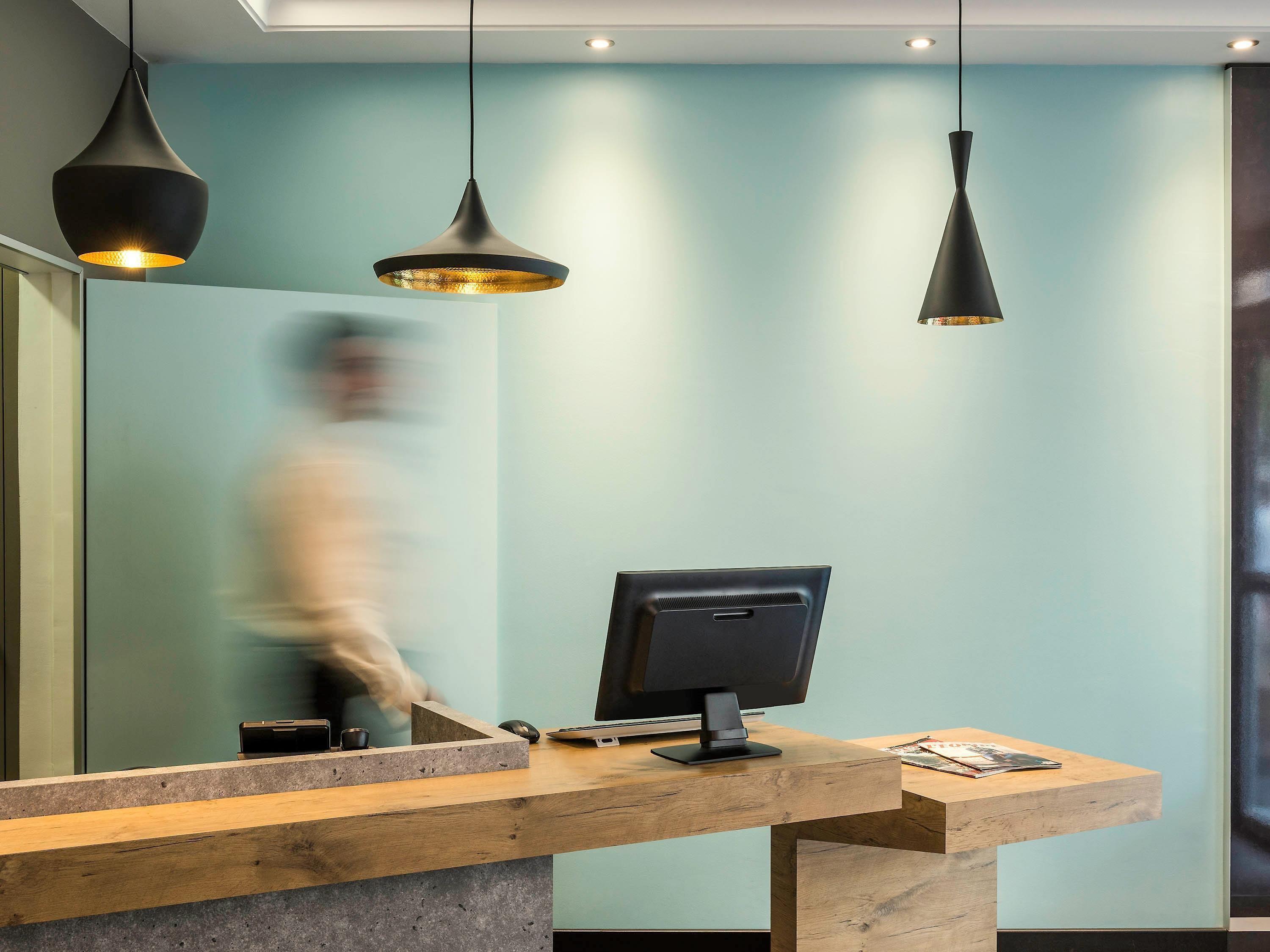 Ibis Avenue De La Republique Hotel